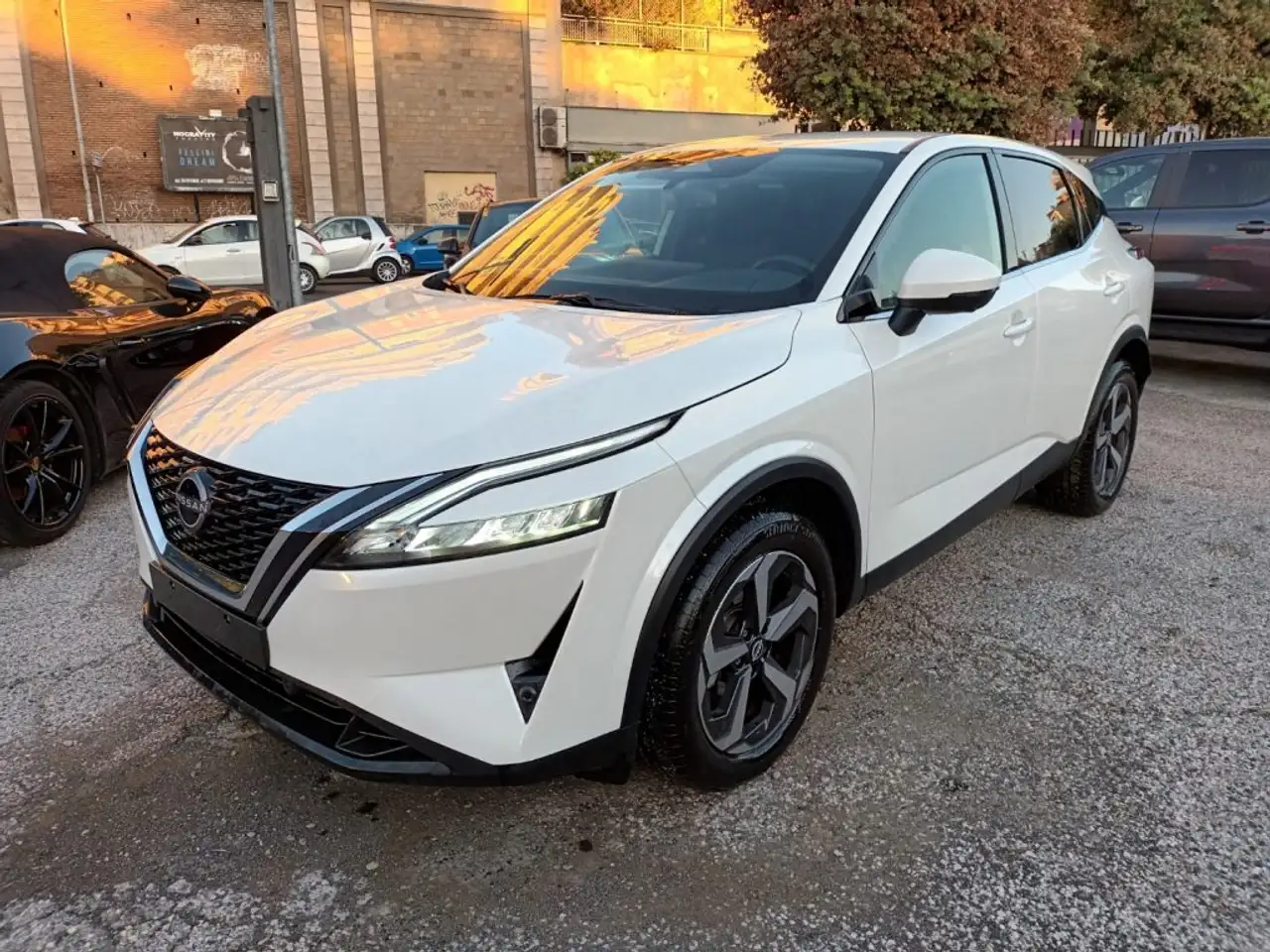 								NISSAN QASHQAI  1300 MHEV N-CONNECTA 158 CV X-TRONIC full									