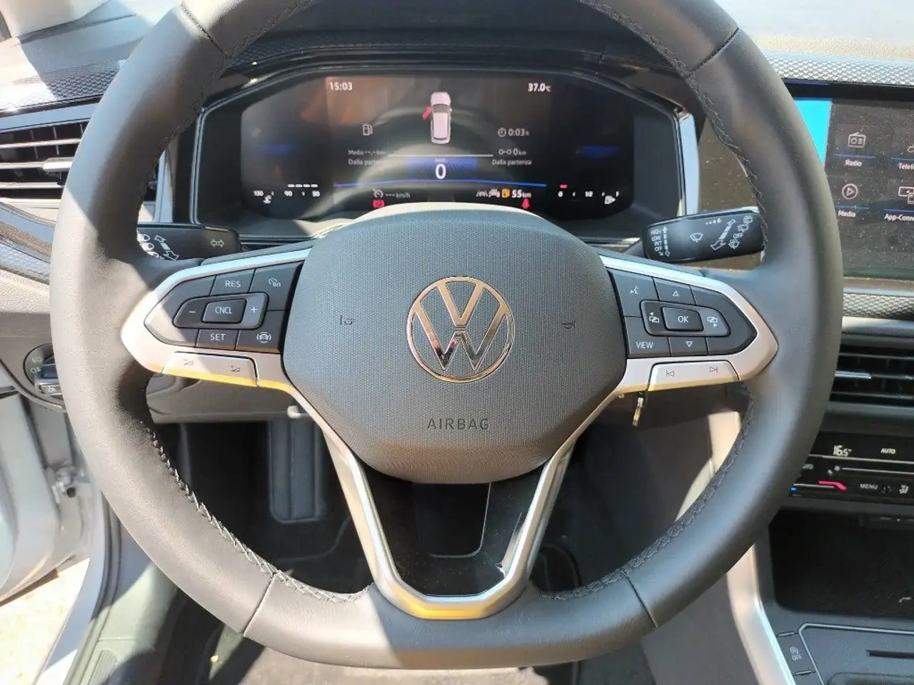 								Volkswagen Polo 1.0 EDITION PLUS full									