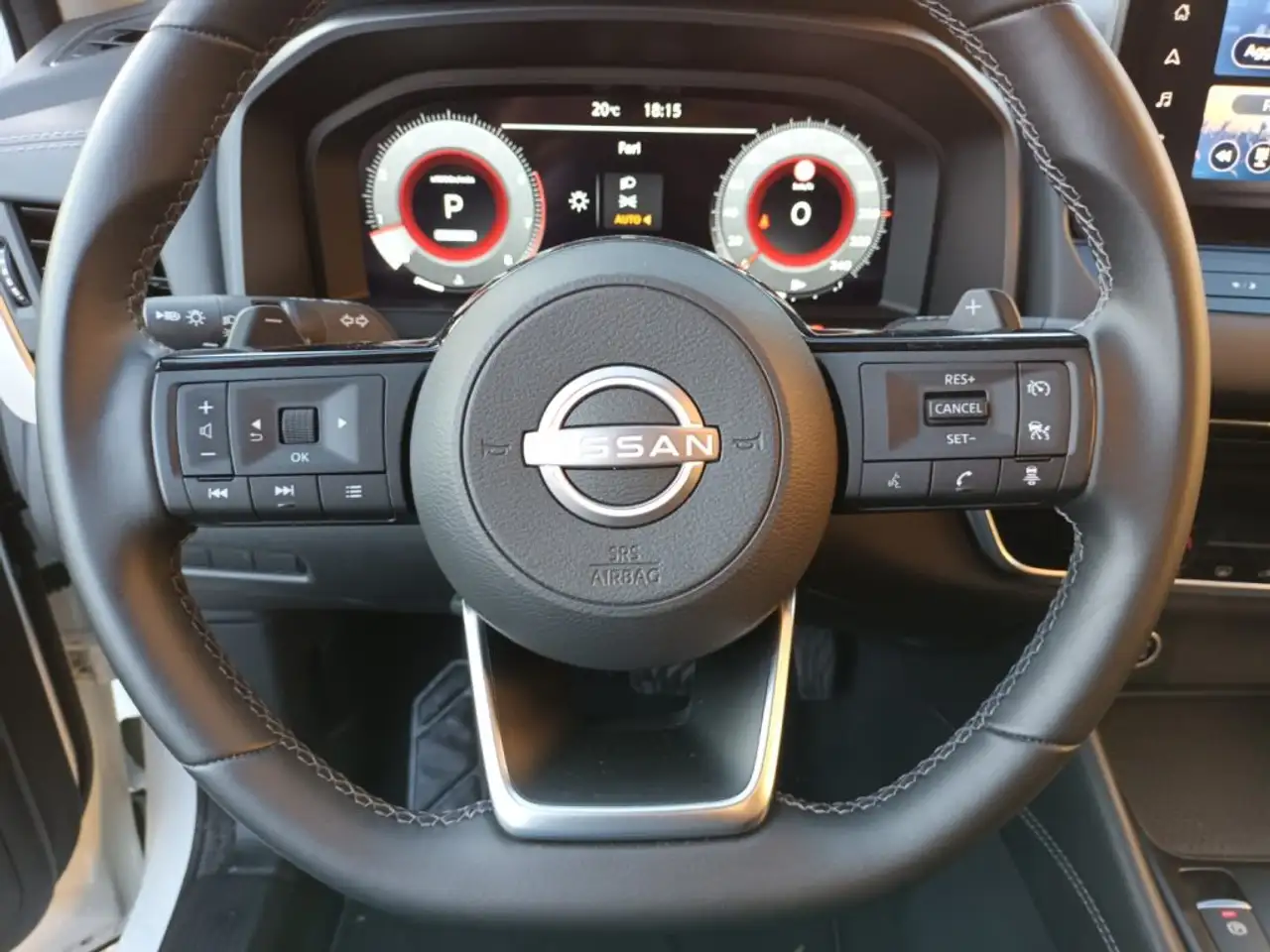 								NISSAN QASHQAI  1300 MHEV N-CONNECTA 158 CV X-TRONIC full									