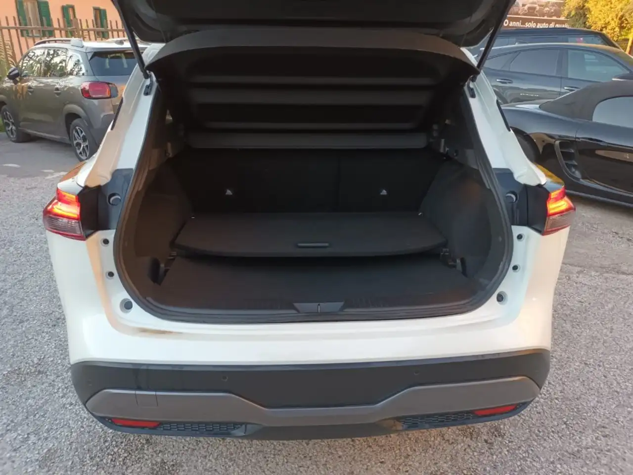 								NISSAN QASHQAI  1300 MHEV N-CONNECTA 158 CV X-TRONIC full									