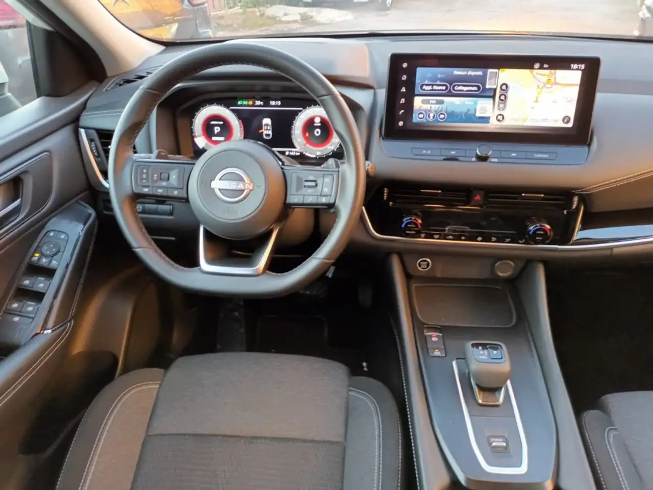 								NISSAN QASHQAI  1300 MHEV N-CONNECTA 158 CV X-TRONIC full									